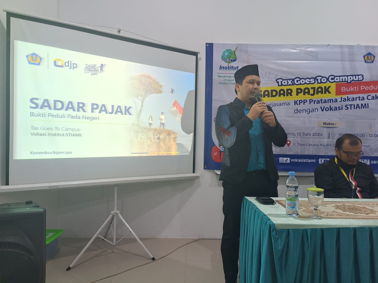 Vokasi STIAMI Tanamkan Kesadaran Pajak lewat Tax Goes to Campus